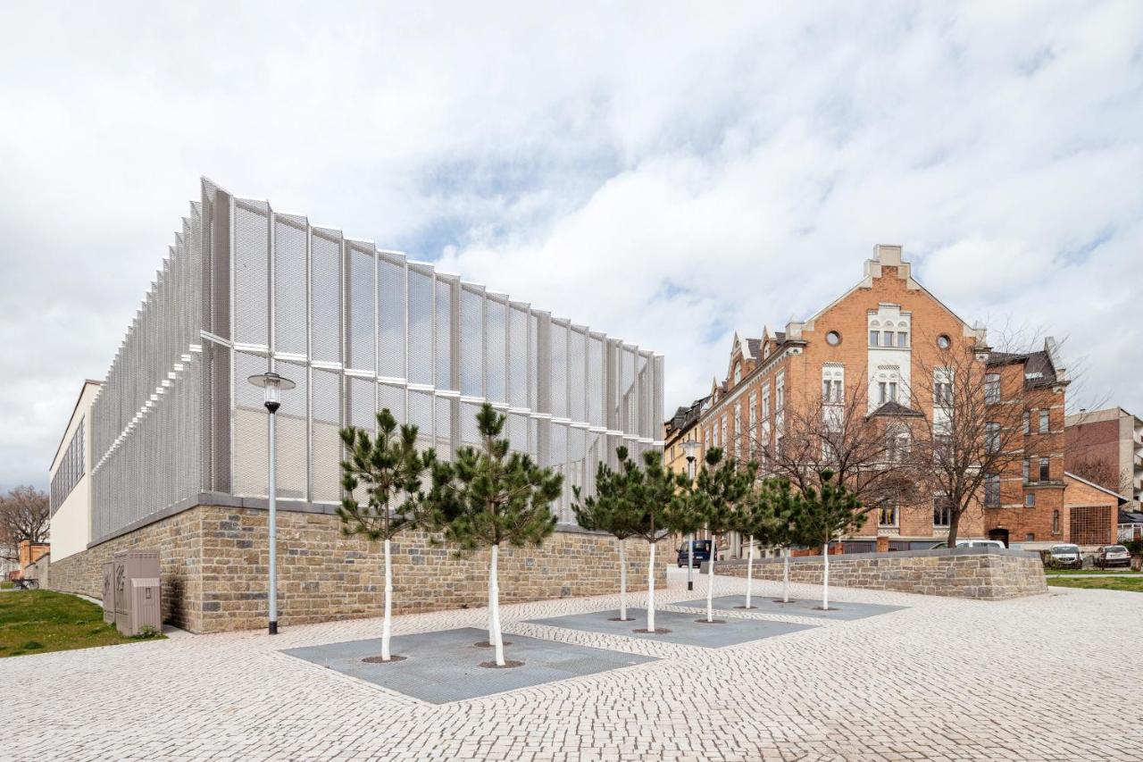 Kuenstlerzimmer Im Kulturhaus Haeselburg Gera Ngoại thất bức ảnh