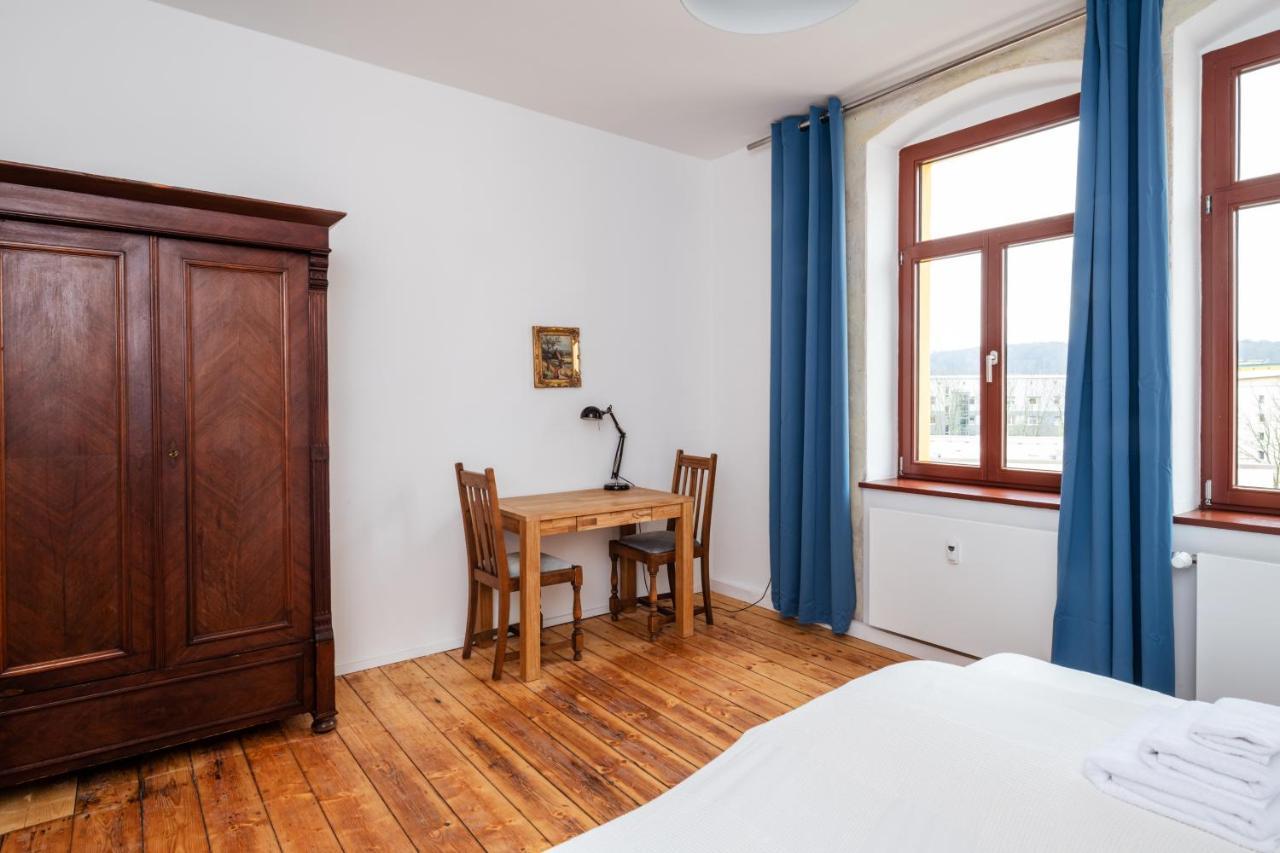 Kuenstlerzimmer Im Kulturhaus Haeselburg Gera Ngoại thất bức ảnh