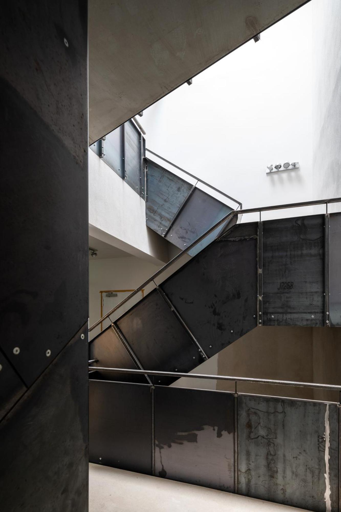 Kuenstlerzimmer Im Kulturhaus Haeselburg Gera Ngoại thất bức ảnh