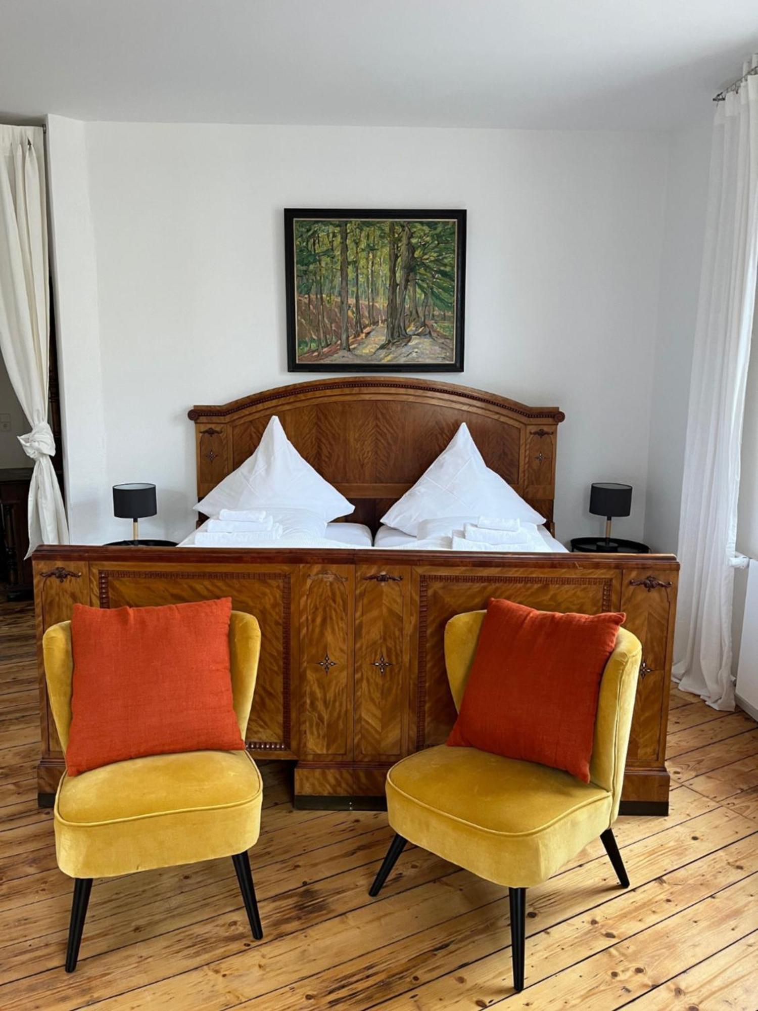 Kuenstlerzimmer Im Kulturhaus Haeselburg Gera Ngoại thất bức ảnh