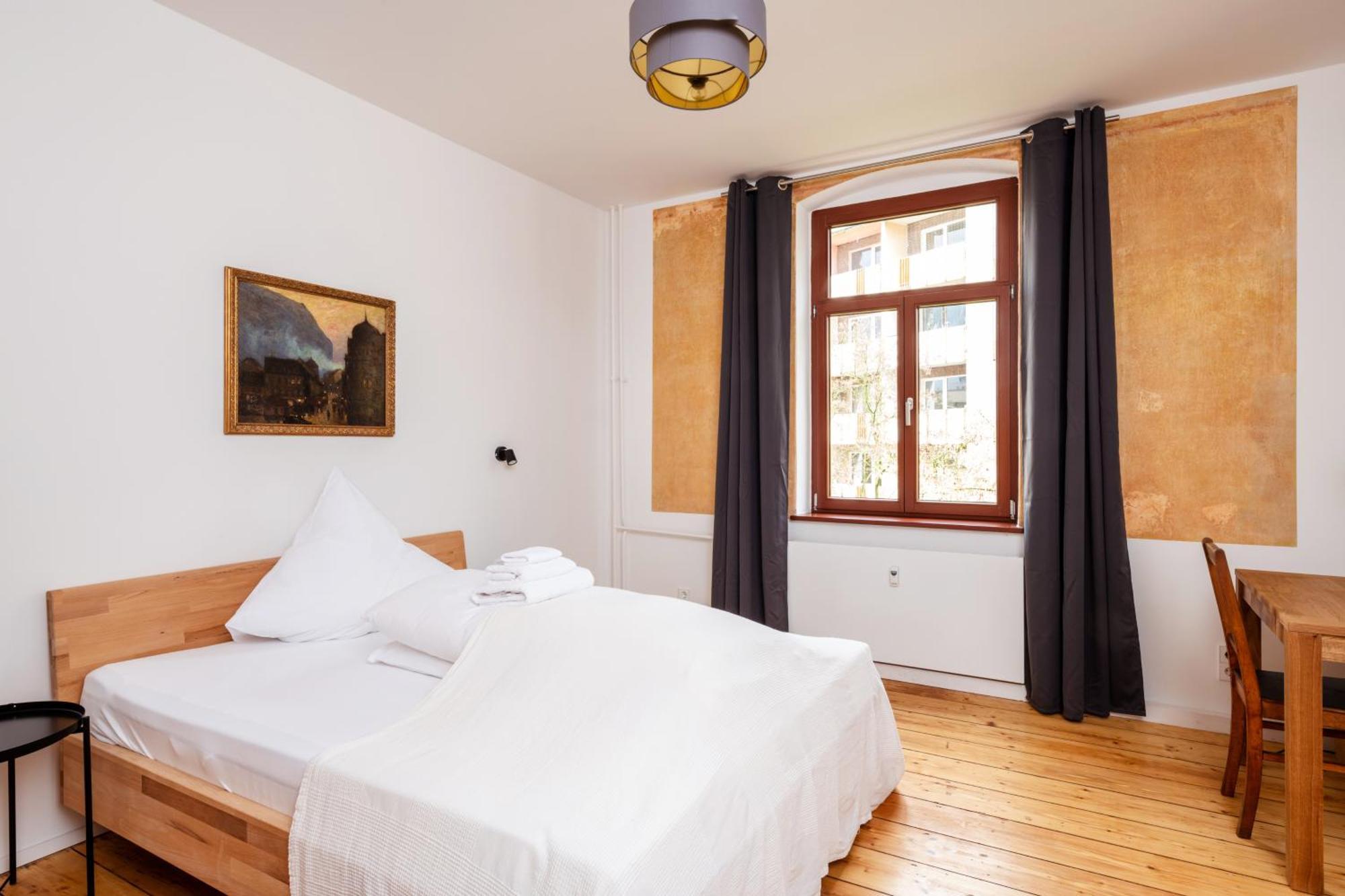 Kuenstlerzimmer Im Kulturhaus Haeselburg Gera Ngoại thất bức ảnh
