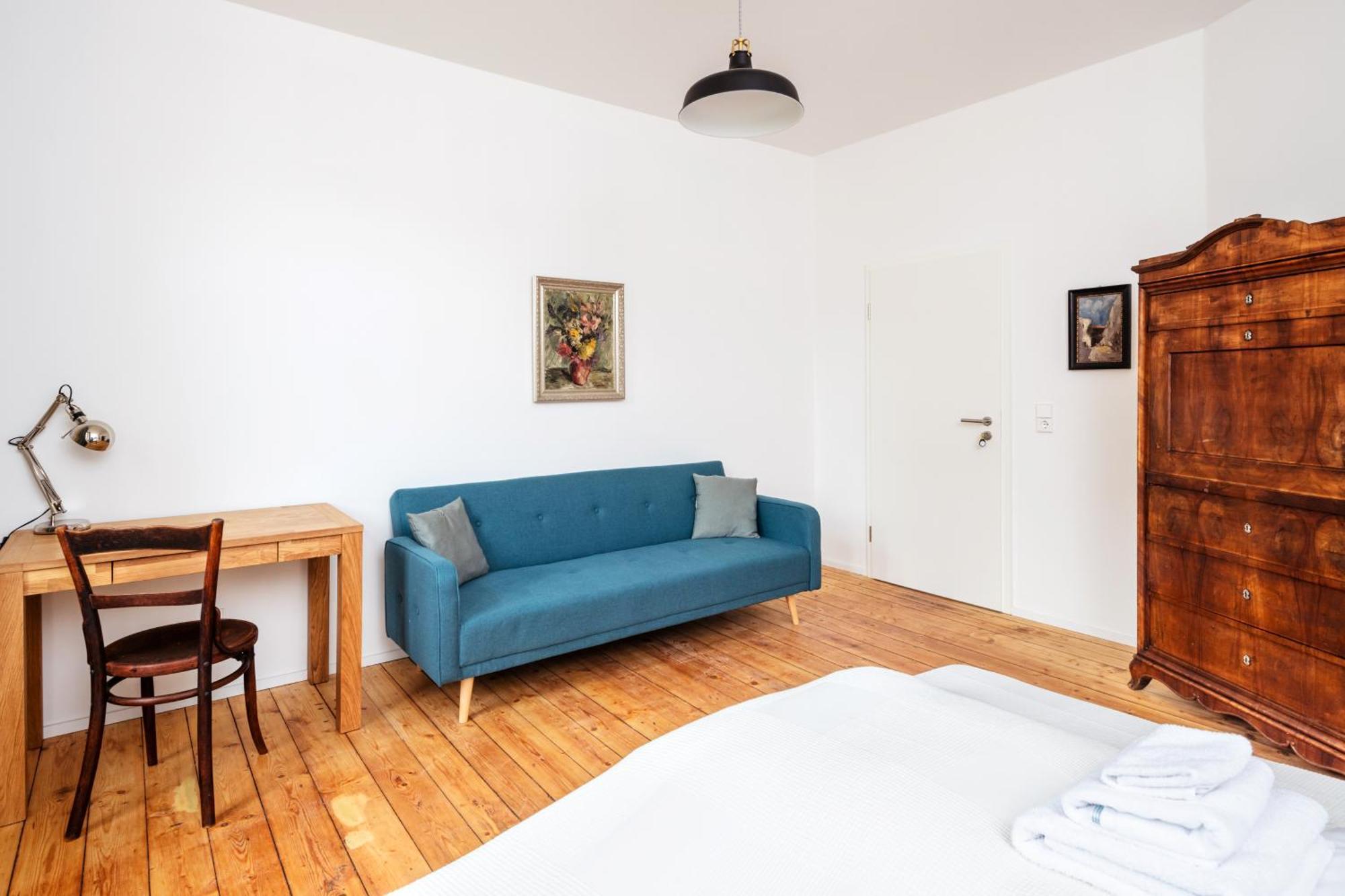 Kuenstlerzimmer Im Kulturhaus Haeselburg Gera Ngoại thất bức ảnh