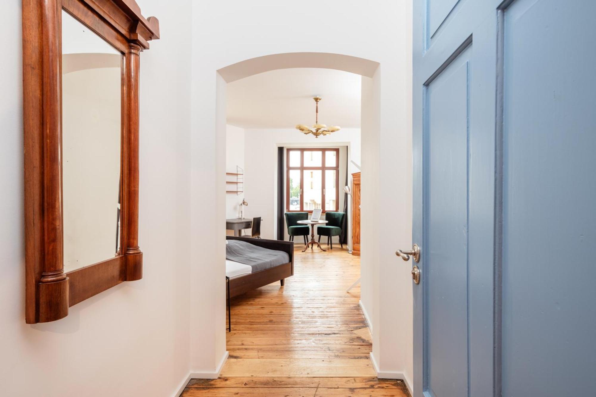 Kuenstlerzimmer Im Kulturhaus Haeselburg Gera Ngoại thất bức ảnh
