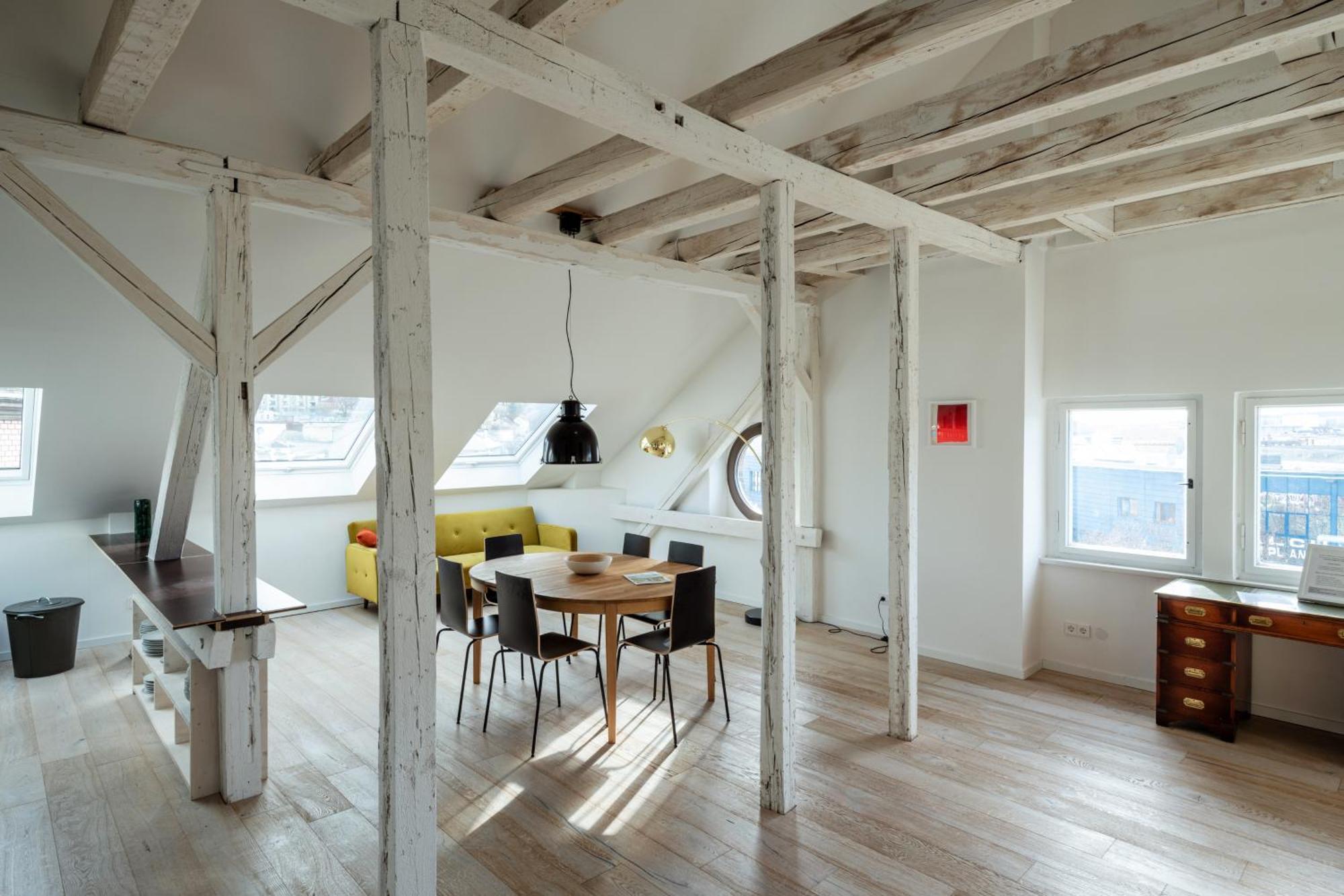 Kuenstlerzimmer Im Kulturhaus Haeselburg Gera Ngoại thất bức ảnh